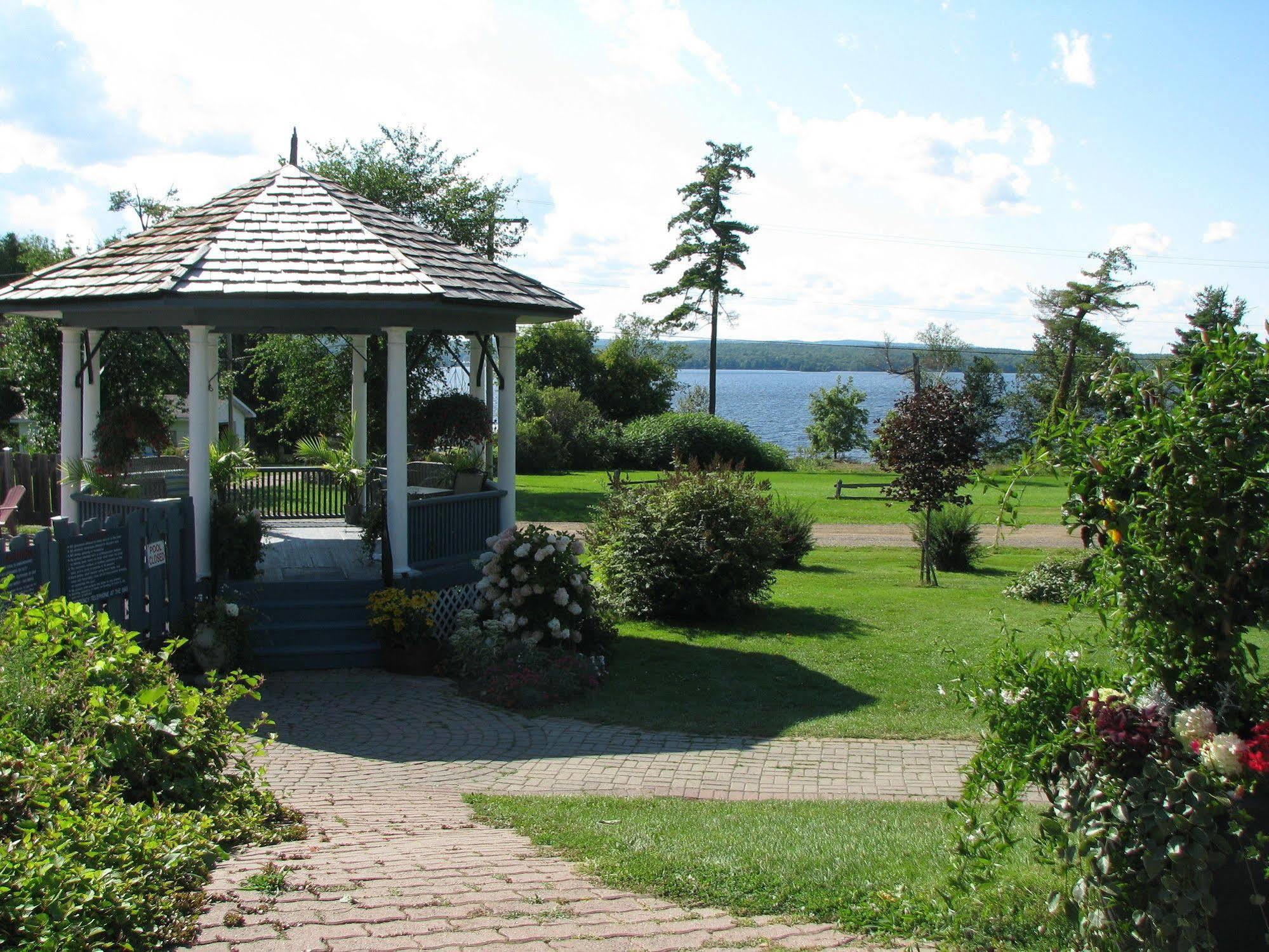 Highlands Four Season Resort Calabogie Esterno foto